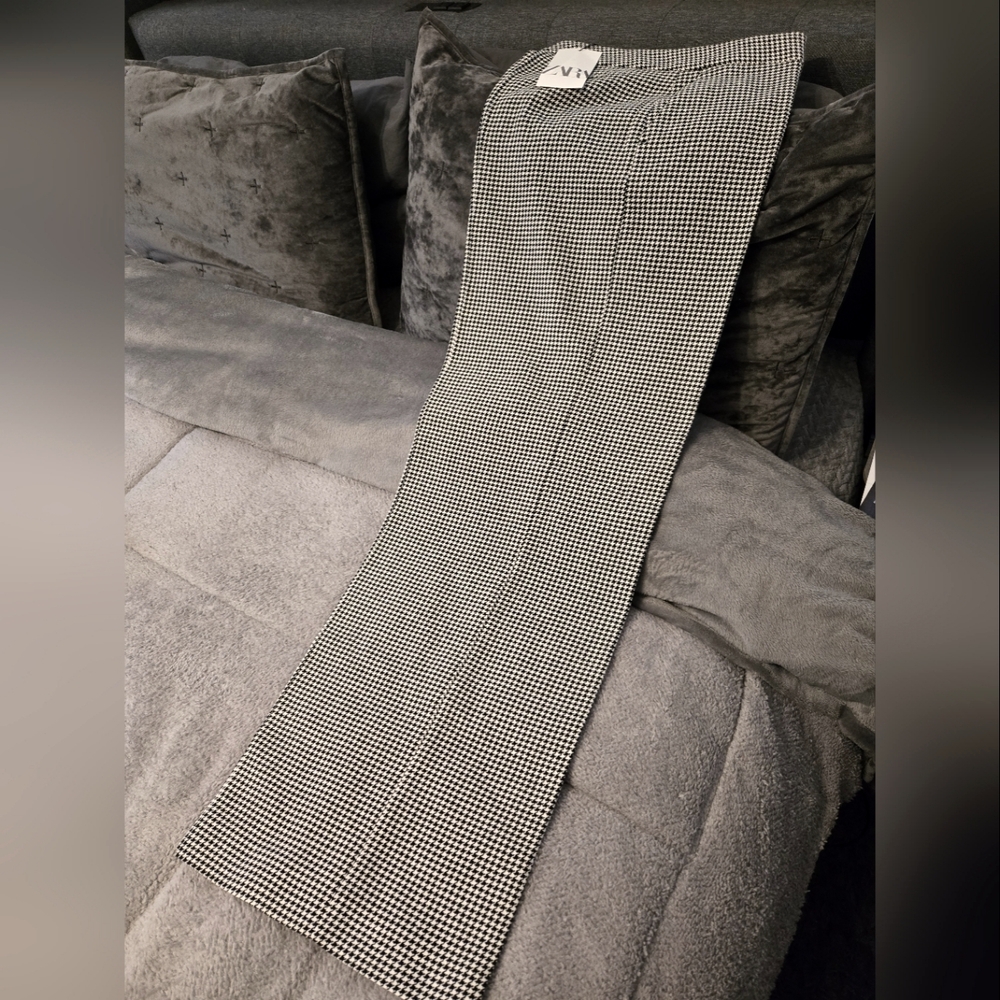 Zara Women's Wide Leg Trousers